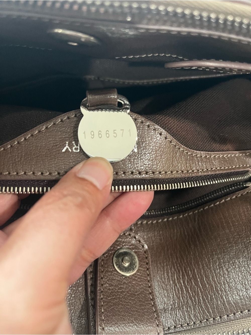 MULBERRY TAUPE ZIPPERED BAYSWATER - Picture 15 of 15